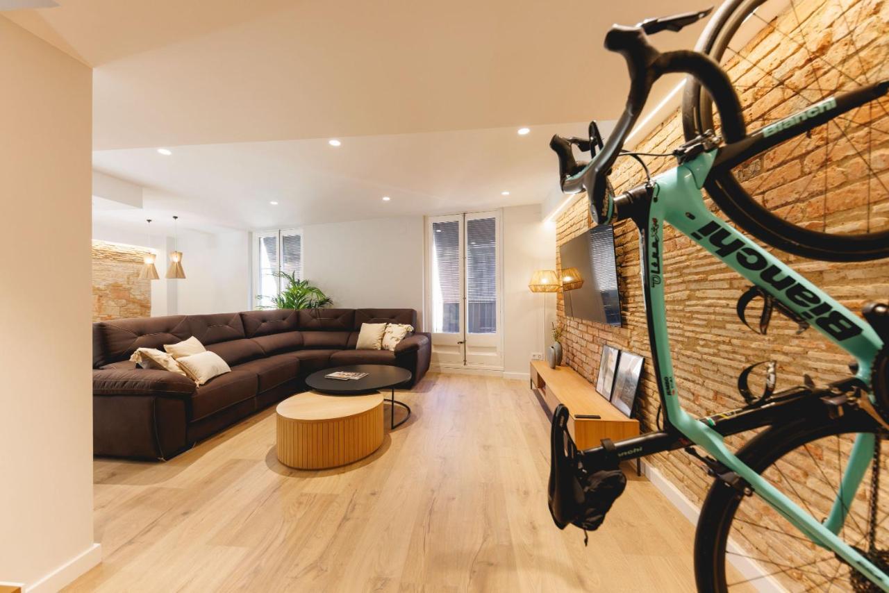 Bravissimo Cort Reial Duplex, Spacious With 3 Bedrooms Gérone
