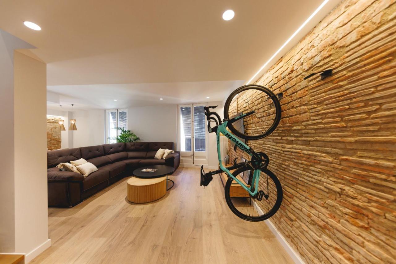 Bravissimo Cort Reial Duplex, Spacious With 3 Bedrooms Gérone