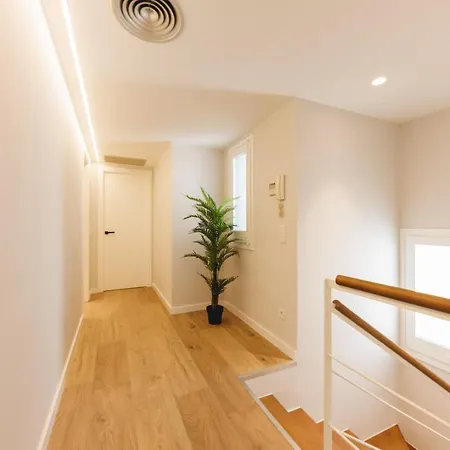 Bravissimo Cort Reial Duplex, Spacious With 3 Bedrooms Girona Exterior photo